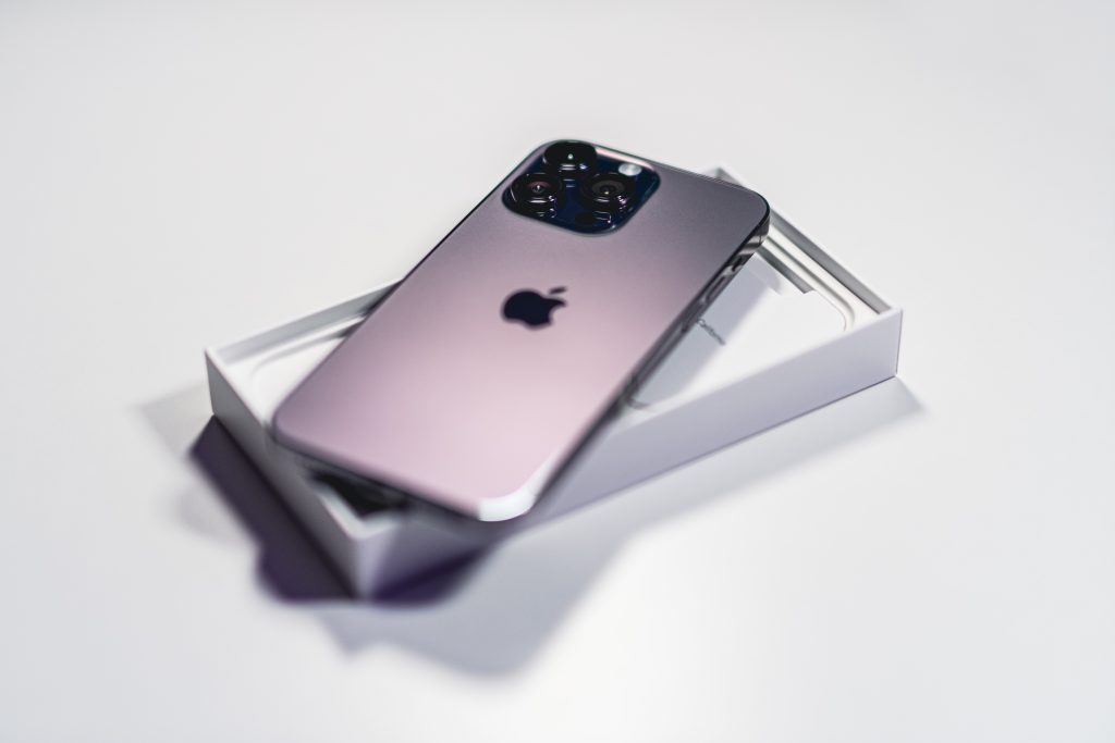 Celular y accesorios